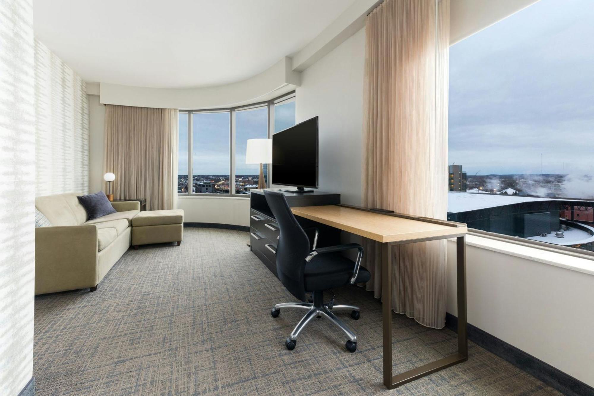 Residence Inn By Marriott Grand Rapids Downtown Exterior foto